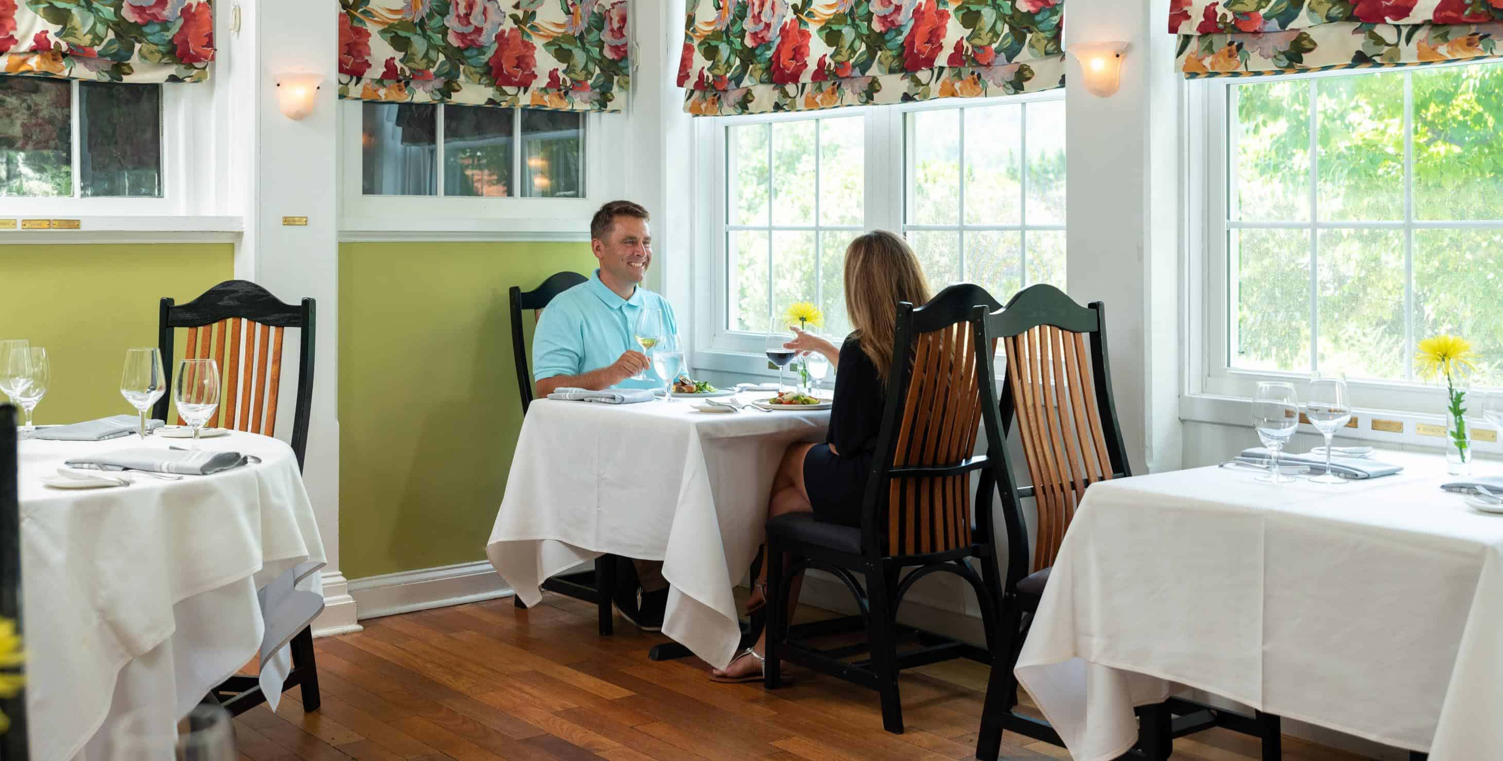 Two people dining at the Ashby Inn Restaurant